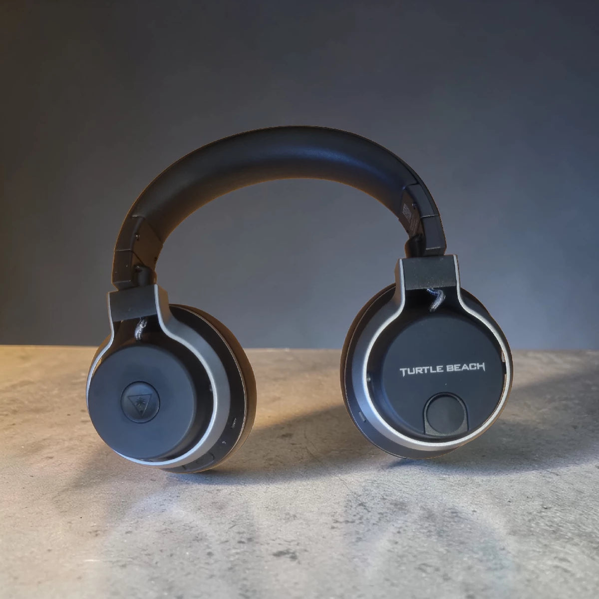 Turtle Beach Stealth Pro – Wireless Noise-Cancelling Gaming Headset (PS5/4 | PC)