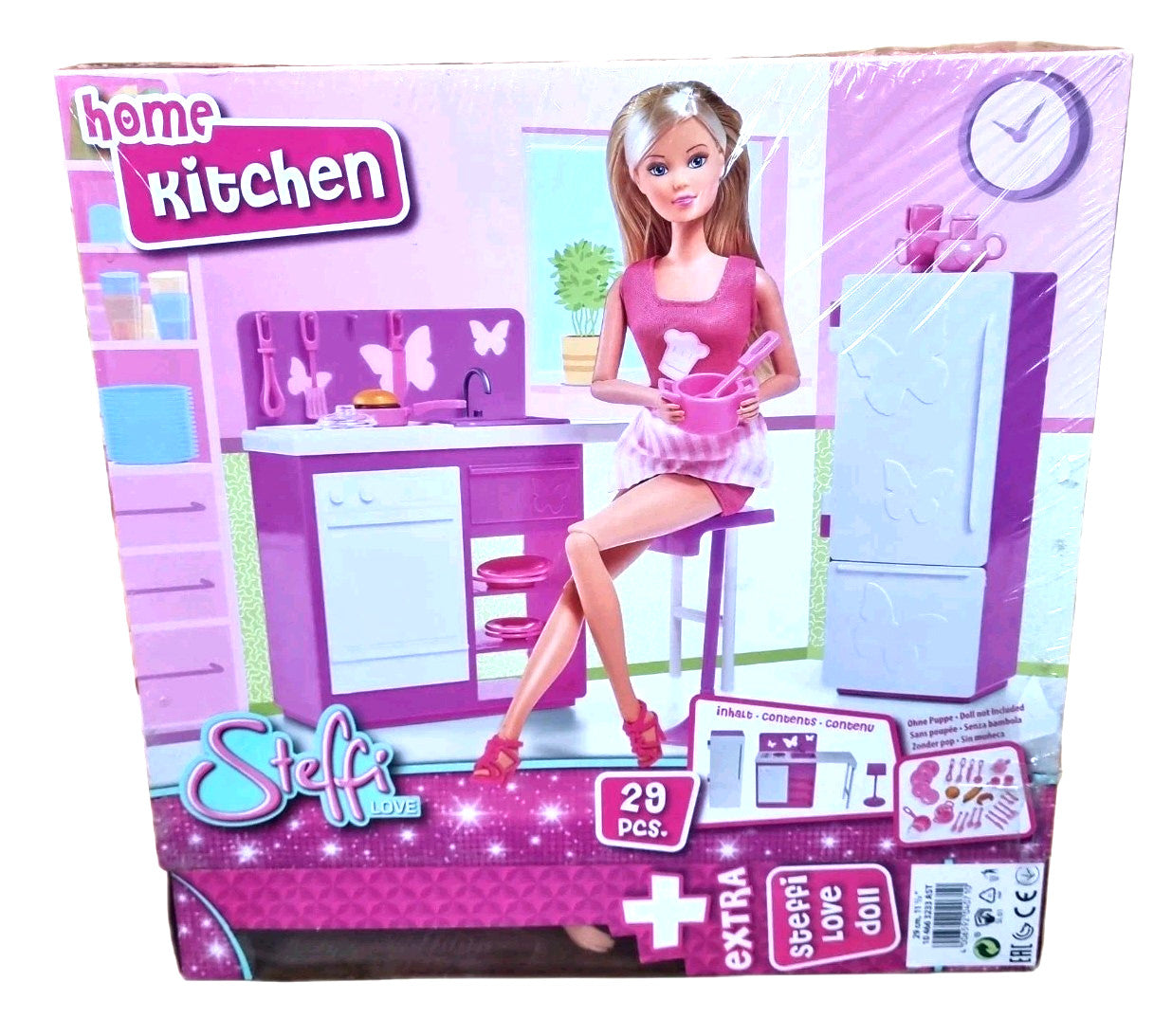 Simba Steffi Love „Home Kitchen“ Set (29-teilig) inklusive einer Zusatz-Puppe.